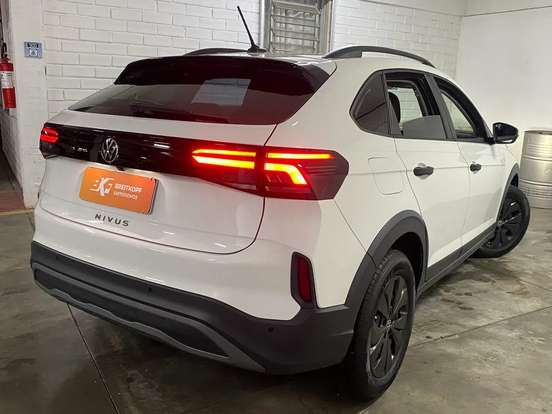 VOLKSWAGEN-NIVUS-1.0 200 TSI TOTAL FLEX SENSE AUTOMÁTICO VOLKSWAGEN-NIVUS-2026