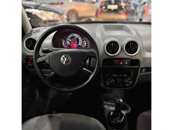 VOLKSWAGEN-PARATI-2010