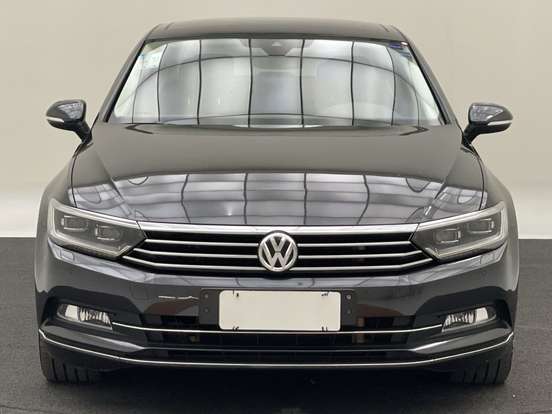 VOLKSWAGEN-PASSAT-2.0 16V TSI BLUEMOTION GASOLINA HIGHLINE 4P DSG VOLKSWAGEN-PASSAT-2018
