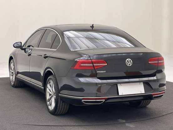 VOLKSWAGEN-PASSAT-2.0 16V TSI BLUEMOTION GASOLINA HIGHLINE 4P DSG VOLKSWAGEN-PASSAT-2018