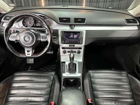 VOLKSWAGEN-PASSAT-2014