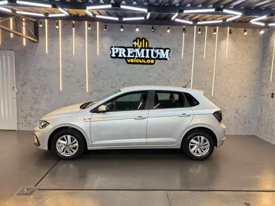 VOLKSWAGEN-POLO-2024