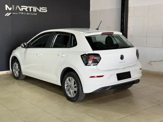 VOLKSWAGEN-POLO-1.0 170 TSI COMFORTLINE AUTOMÁTICO VOLKSWAGEN-POLO-2024