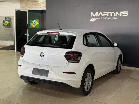 VOLKSWAGEN-POLO-2024