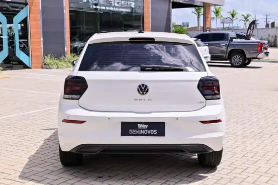 VOLKSWAGEN-POLO-1.0 170 TSI HIGHLINE AUTOMÁTICO VOLKSWAGEN-POLO-2023