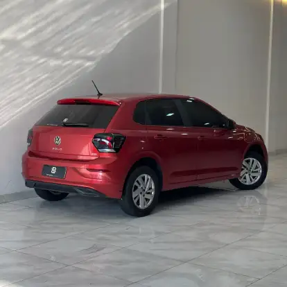 VOLKSWAGEN-POLO-2023