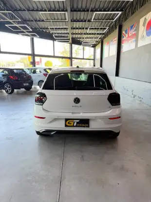 VOLKSWAGEN-POLO-2025