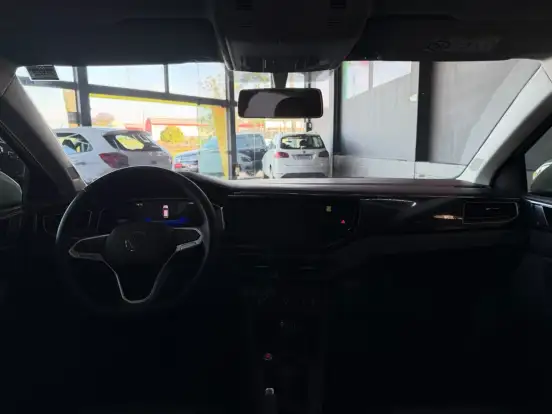 VOLKSWAGEN-POLO-2025