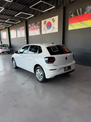 VOLKSWAGEN-POLO-2025