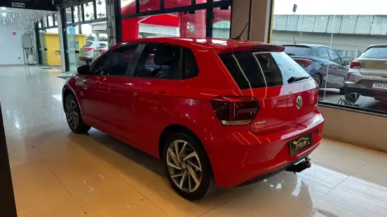 VOLKSWAGEN-POLO-2019