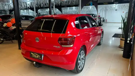 VOLKSWAGEN-POLO-2019