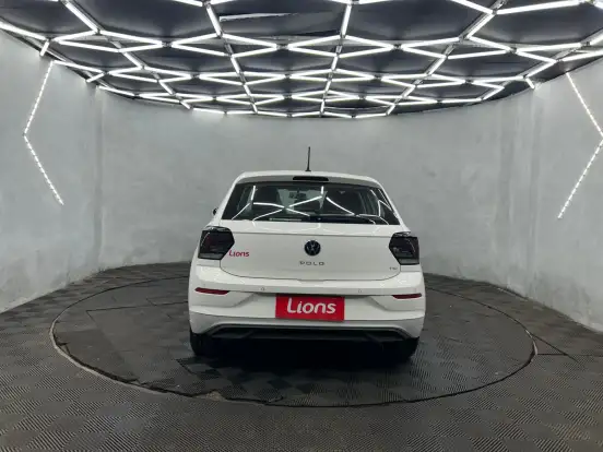VOLKSWAGEN-POLO-2024
