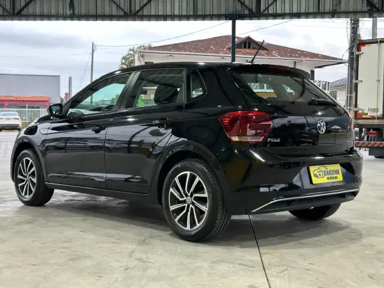 VOLKSWAGEN-POLO-2018