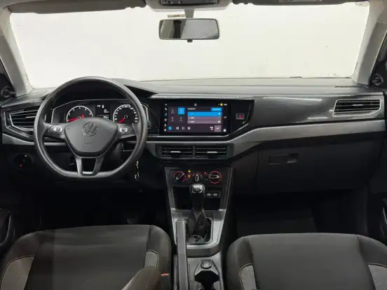 VOLKSWAGEN-POLO-2024