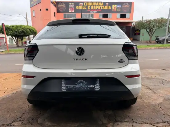 VOLKSWAGEN-POLO-2024