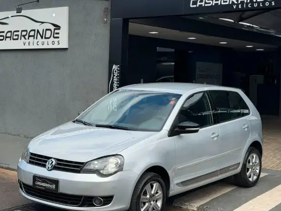 VOLKSWAGEN-POLO-1.6 MI SPORTLINE 8V FLEX 4P AUTOMATIZADO VOLKSWAGEN-POLO-2012