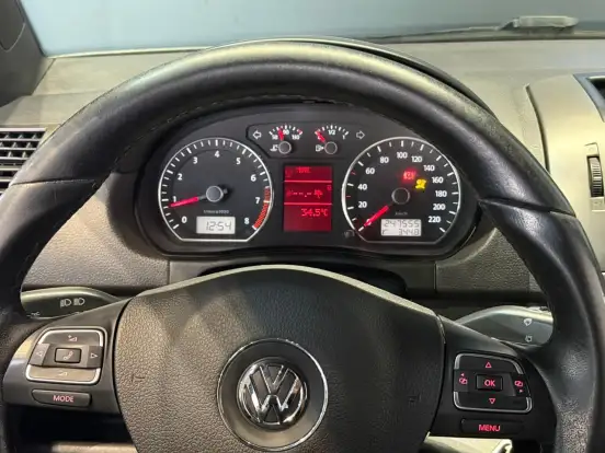 VOLKSWAGEN-POLO-1.6 MI SPORTLINE 8V FLEX 4P MANUAL VOLKSWAGEN-POLO-2012