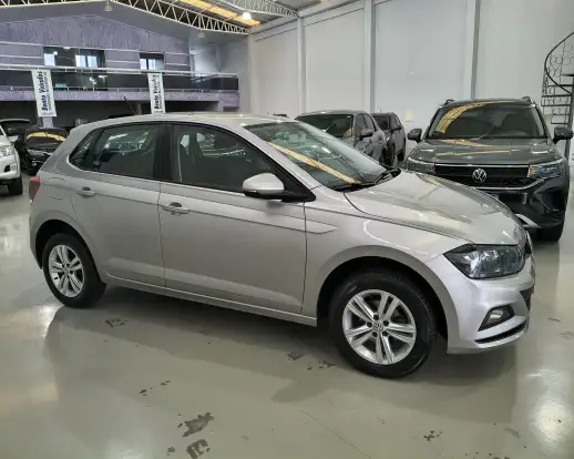 VOLKSWAGEN-POLO-2019