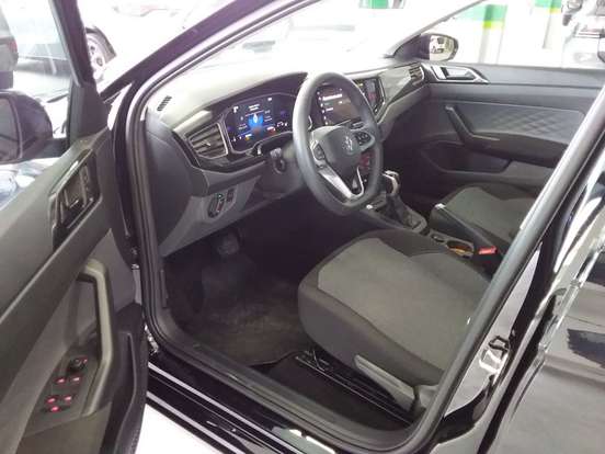 VOLKSWAGEN-POLO-1.0 170 TSI COMFORTLINE AUTOMÁTICO VOLKSWAGEN-POLO-2024