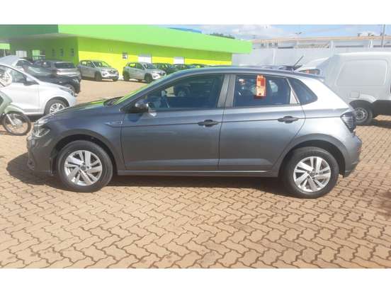 VOLKSWAGEN-POLO-2024