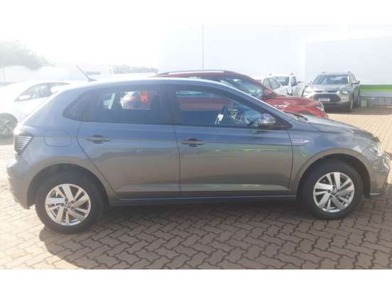 VOLKSWAGEN-POLO-2024