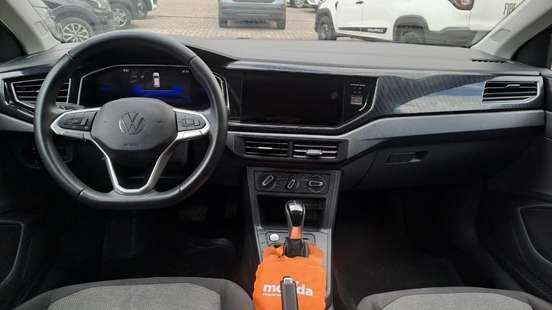VOLKSWAGEN-POLO-2024
