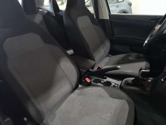 VOLKSWAGEN-POLO-1.0 170 TSI COMFORTLINE AUTOMÁTICO VOLKSWAGEN-POLO-2024