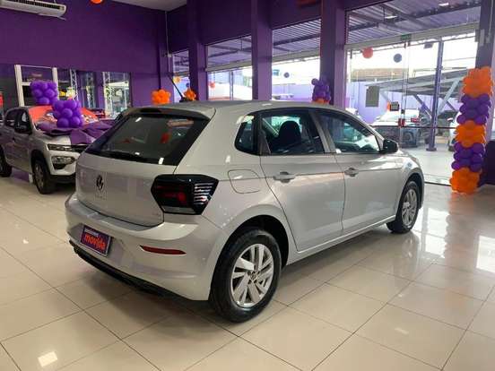 VOLKSWAGEN-POLO-2024