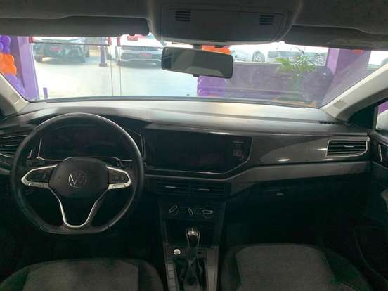 VOLKSWAGEN-POLO-2024