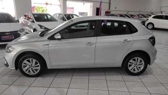 VOLKSWAGEN-POLO-2024