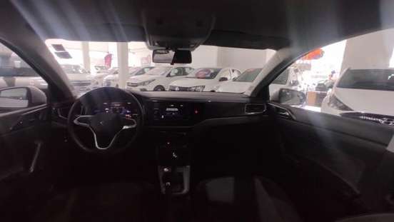 VOLKSWAGEN-POLO-2024