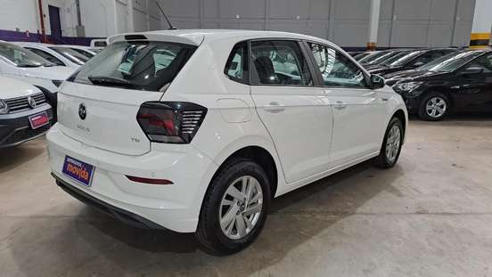 VOLKSWAGEN-POLO-2024