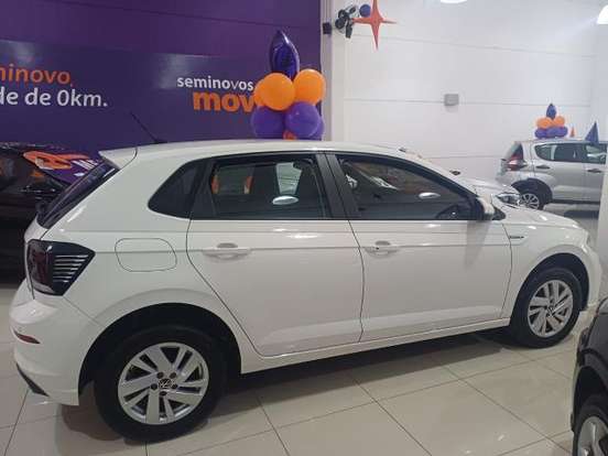 VOLKSWAGEN-POLO-2024