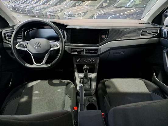 VOLKSWAGEN-POLO-2024