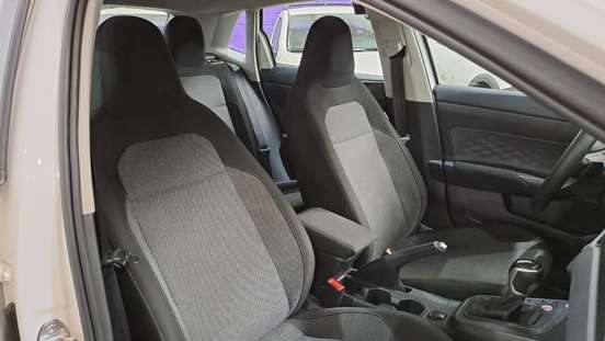 VOLKSWAGEN-POLO-2024