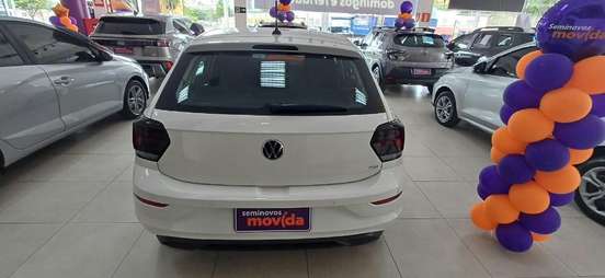VOLKSWAGEN-POLO-2024