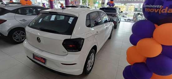 VOLKSWAGEN-POLO-2024