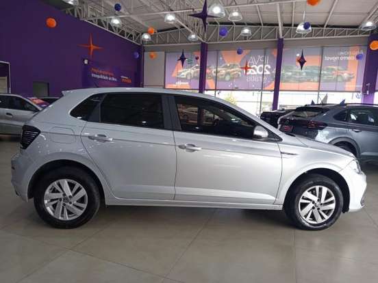 VOLKSWAGEN-POLO-1.0 170 TSI COMFORTLINE AUTOMÁTICO VOLKSWAGEN-POLO-2024