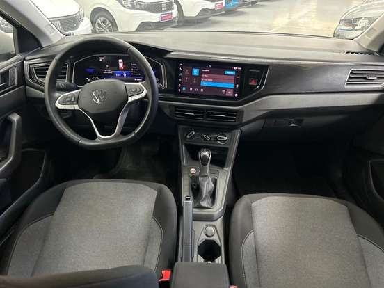 VOLKSWAGEN-POLO-2024