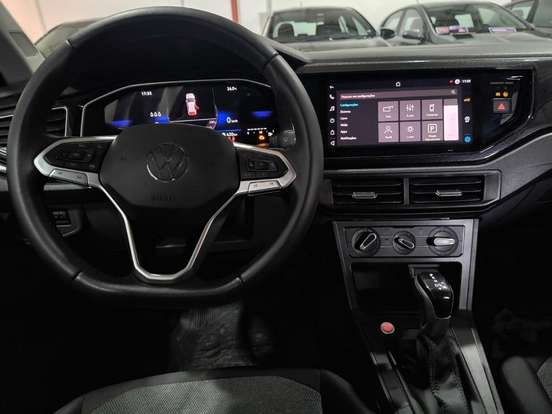 VOLKSWAGEN-POLO-2024