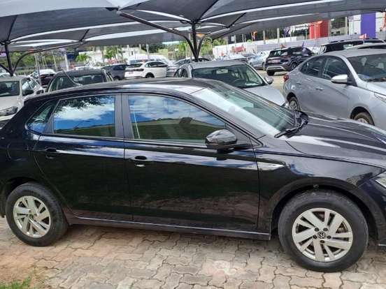 VOLKSWAGEN-POLO-1.0 170 TSI COMFORTLINE AUTOMÁTICO VOLKSWAGEN-POLO-2024