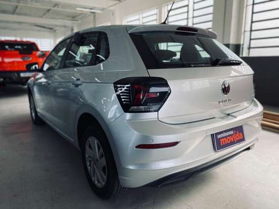 VOLKSWAGEN-POLO-2023