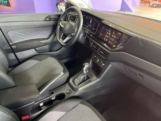 VOLKSWAGEN-POLO-2024