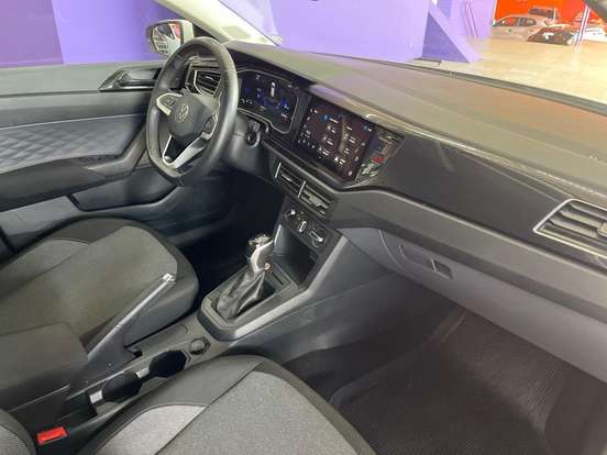 VOLKSWAGEN-POLO-2024