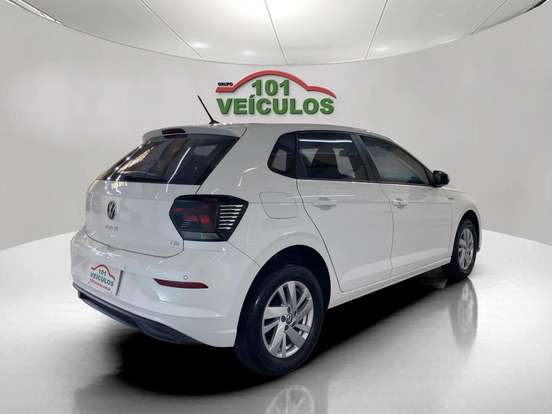 VOLKSWAGEN-POLO-2023