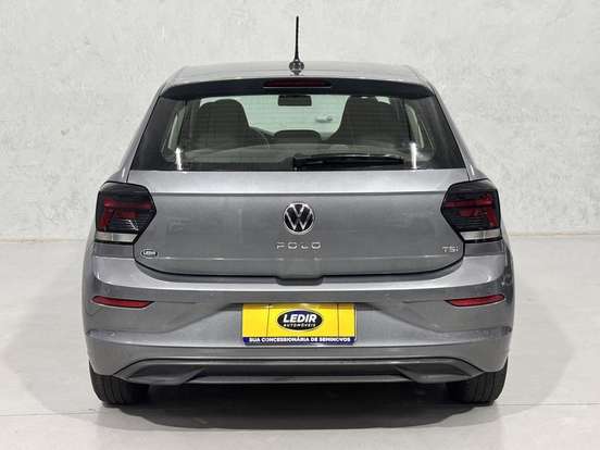 VOLKSWAGEN-POLO-2024