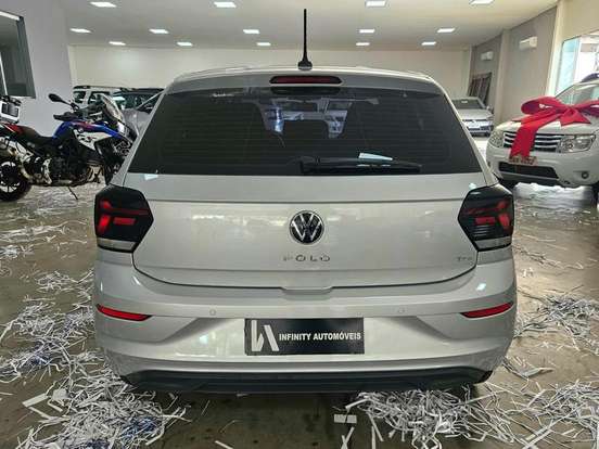 VOLKSWAGEN-POLO-1.0 170 TSI COMFORTLINE AUTOMÁTICO VOLKSWAGEN-POLO-2024
