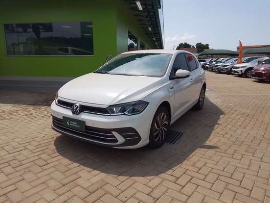 VOLKSWAGEN-POLO-2025