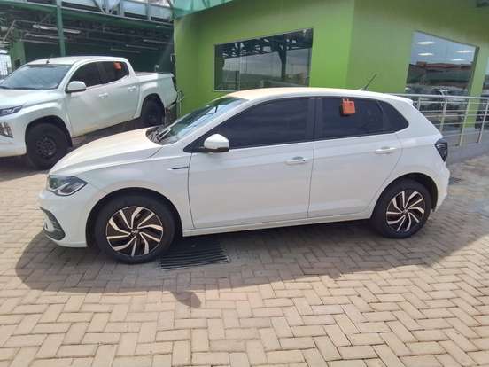 VOLKSWAGEN-POLO-2025