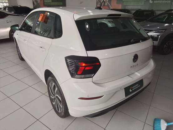 VOLKSWAGEN-POLO-1.0 170 TSI HIGHLINE AUTOMÁTICO VOLKSWAGEN-POLO-2025